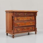 1040 3255 CHEST OF DRAWERS